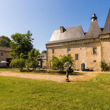 Prázdninový dům Castle In Chaleix With Pool And Views Chalais (Dordogne)