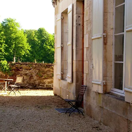 Prázdninový dům Castle In Chaleix With Pool And Views Chalais (Dordogne)